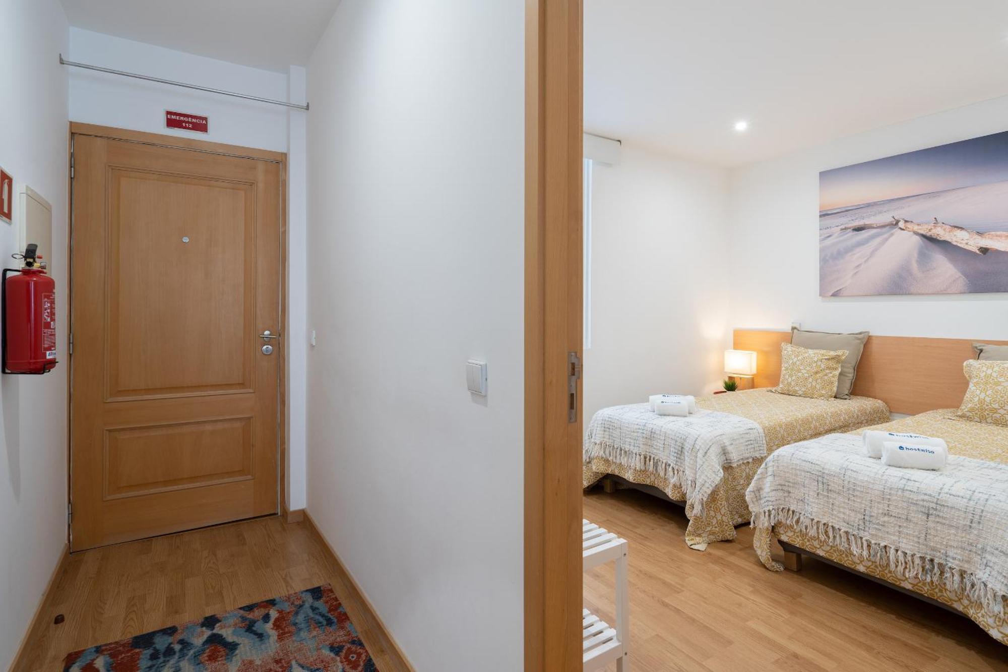 Host Wise - Colorful Fresh Flats - Batalha Apartment Porto Cameră foto