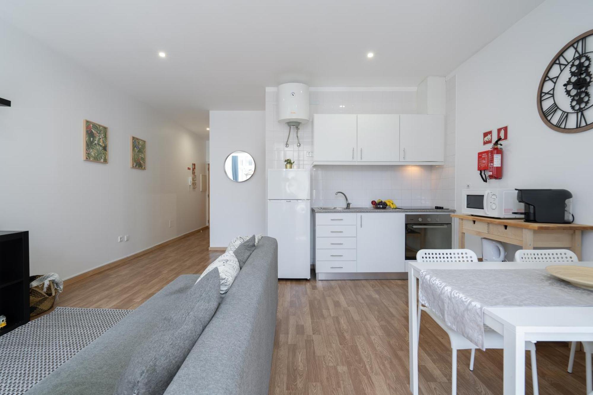 Host Wise - Colorful Fresh Flats - Batalha Apartment Porto Cameră foto